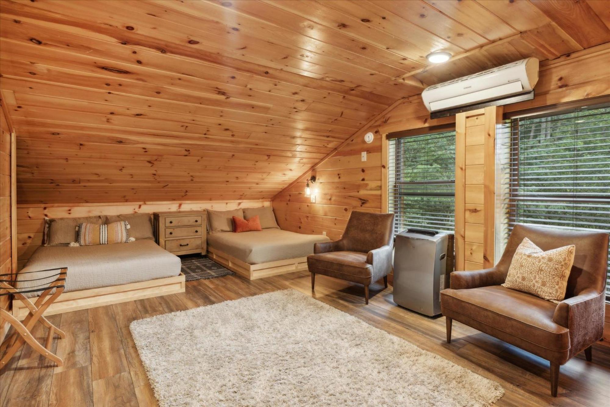 Hot Tub Fire Pit Game Room Theater Easy Access Sleeps 12 - Black Bear Lodge Pigeon Forge Exterior foto